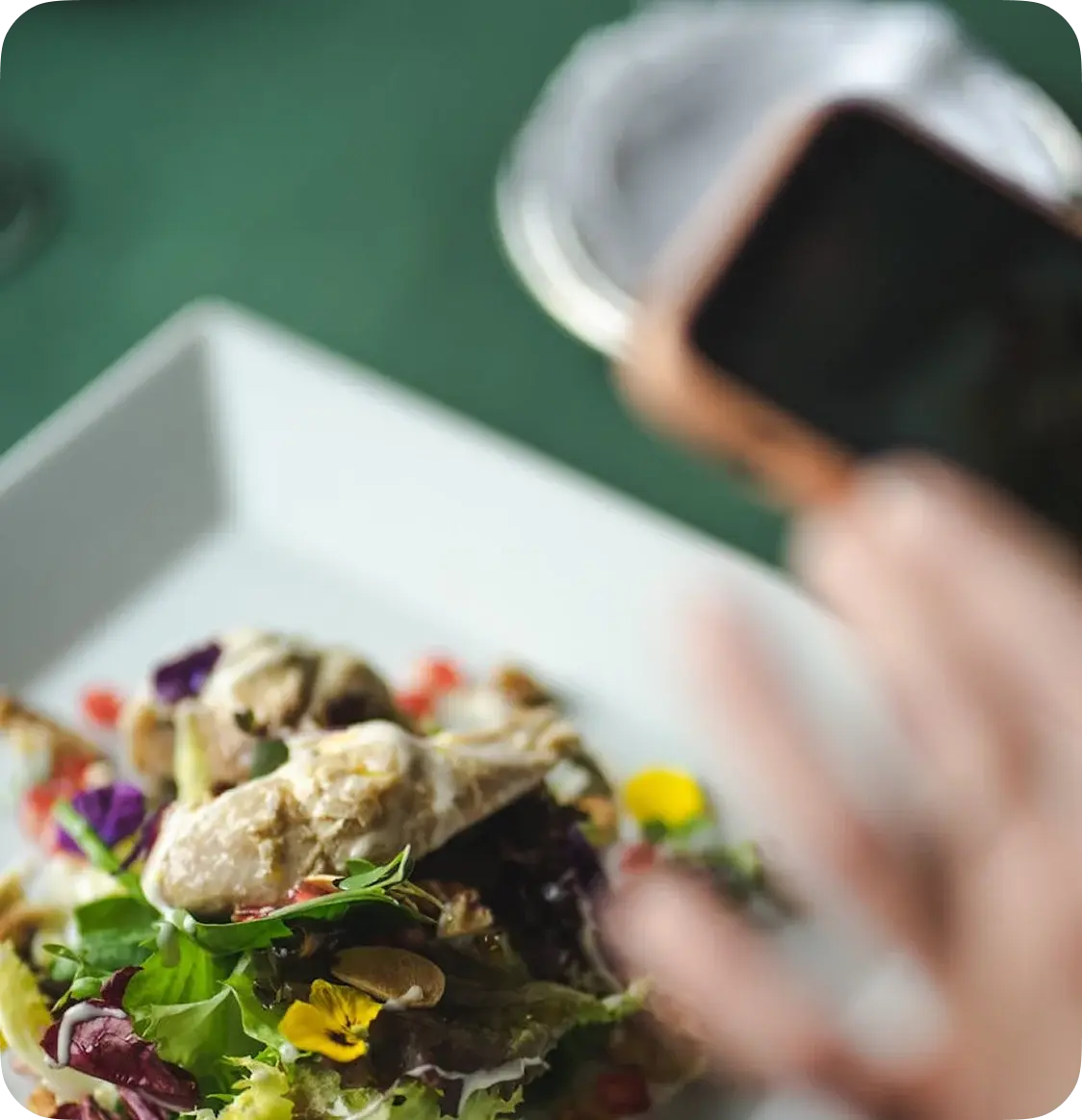 SaleSnap creators promoting restaurant deals